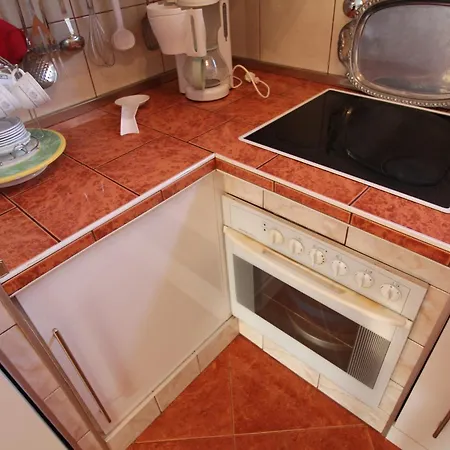 Villa 2Bd Kalamper Vista Apt With Sea Views And Shared Pool *