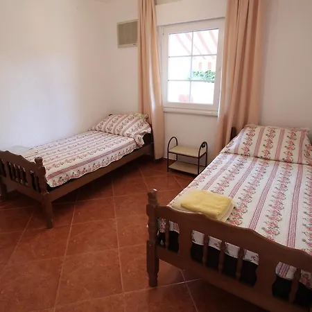 2Bd Kalamper Vista Apt With Sea Views And Shared Pool Villa Podgorica