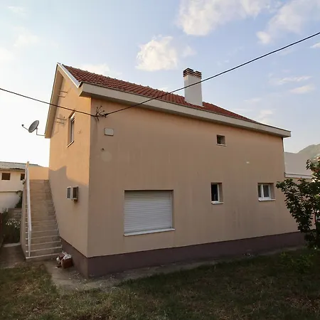 2Bd Kalamper Vista Apt With Sea Views And Shared Pool Villa Podgorica